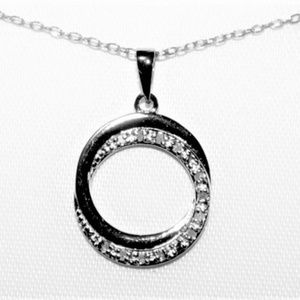 Sterling Silver 1/10 cttw Natural Diamond Necklace
